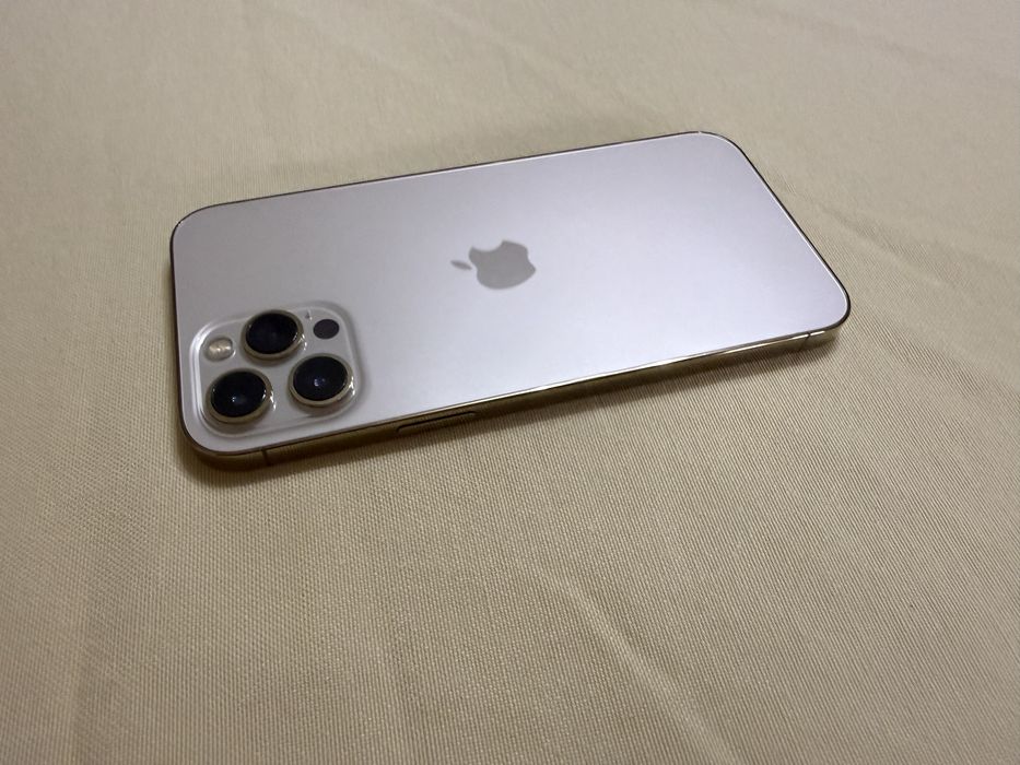 Продавам IPhone 12 Pro Max 128Gb - GOLD - КАТО НОВ