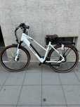 Електрически трекинг велосипед Е-Voke Schiano 28” 417.6Wh бял
