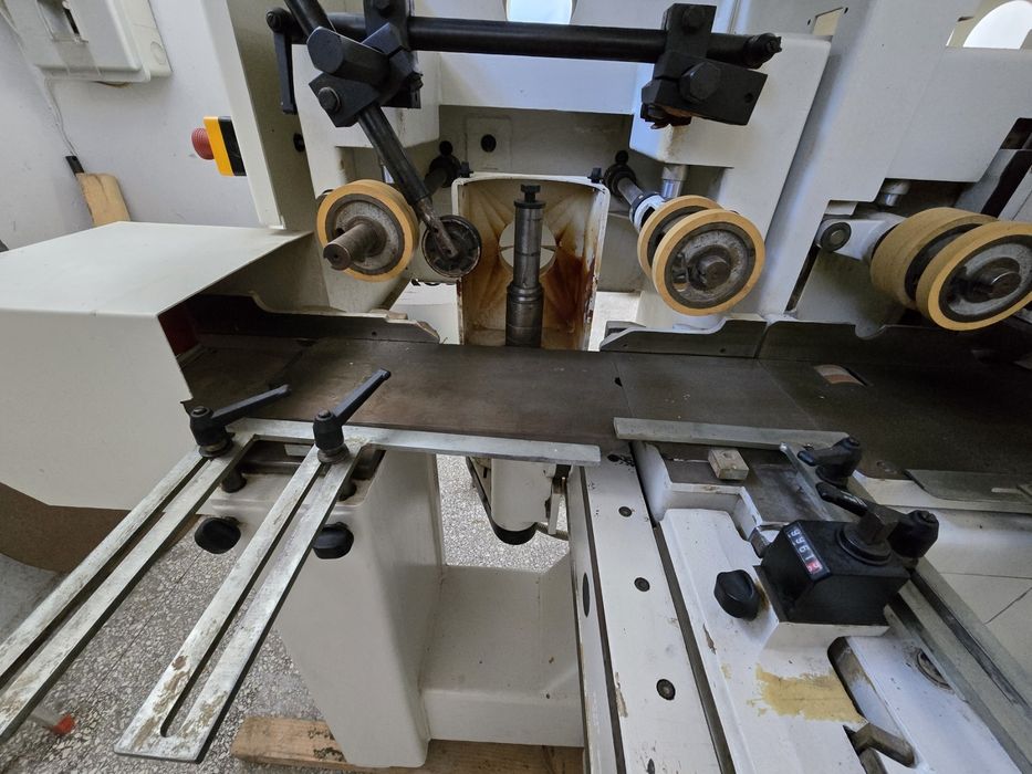 По заявка немска хидравлична дробилка с2 мот по 22 кв