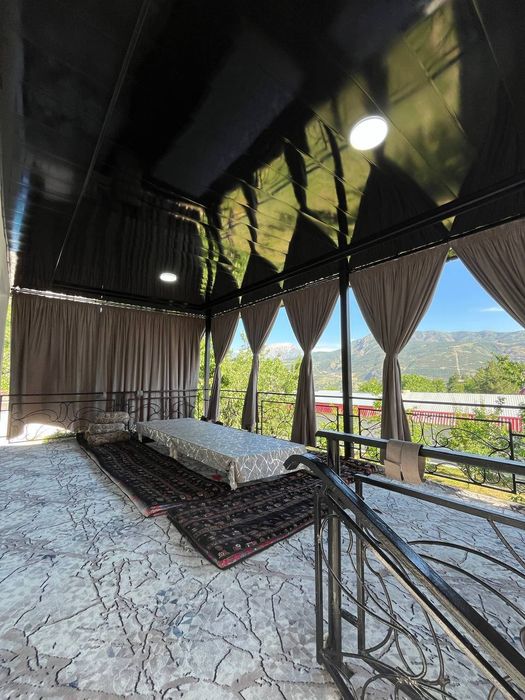 Dacha chorvoq sotiladi