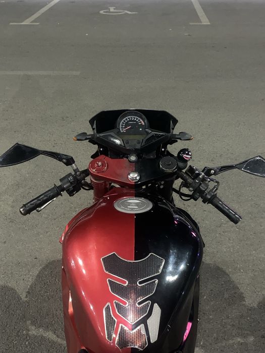 Vând HONDA CBR 125 R JC 50