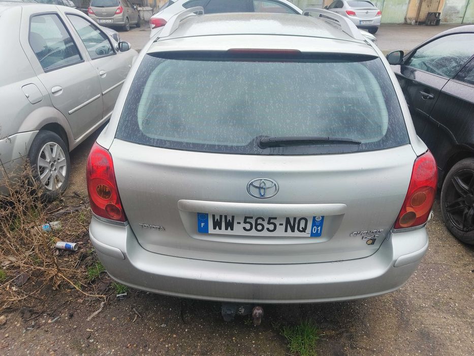 Toyota Avensis D-4D 2.2 D-CAT 177 CP