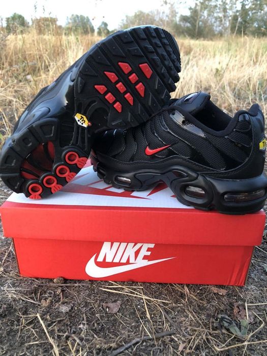 Adidasi bărbătești