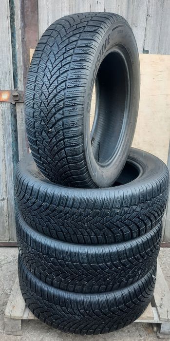 4 броя зимни гуми 225 60 17 Bridgestone 7mm като нови