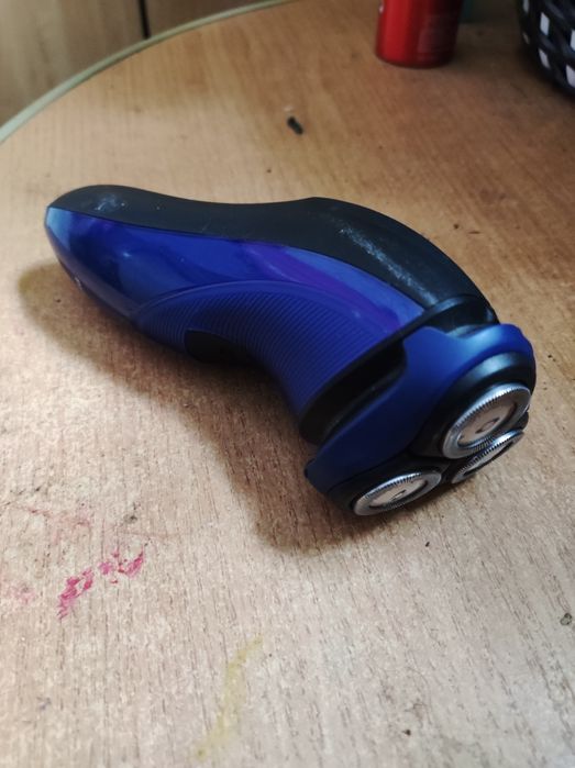 Продам машинку для бритья