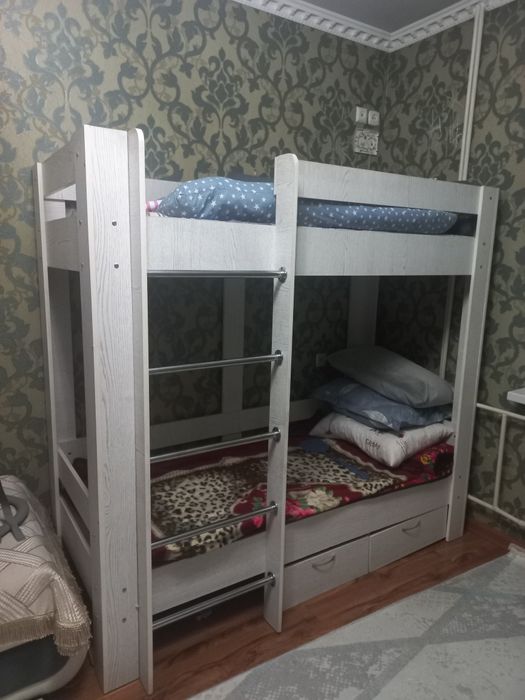 Двухяростный кровать 15000