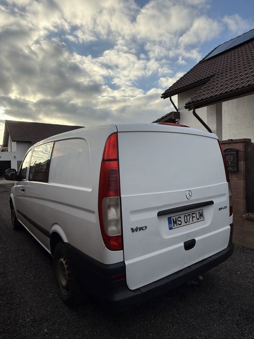 Mercedes Vito 2.2D 2007 5 locuri + marfa