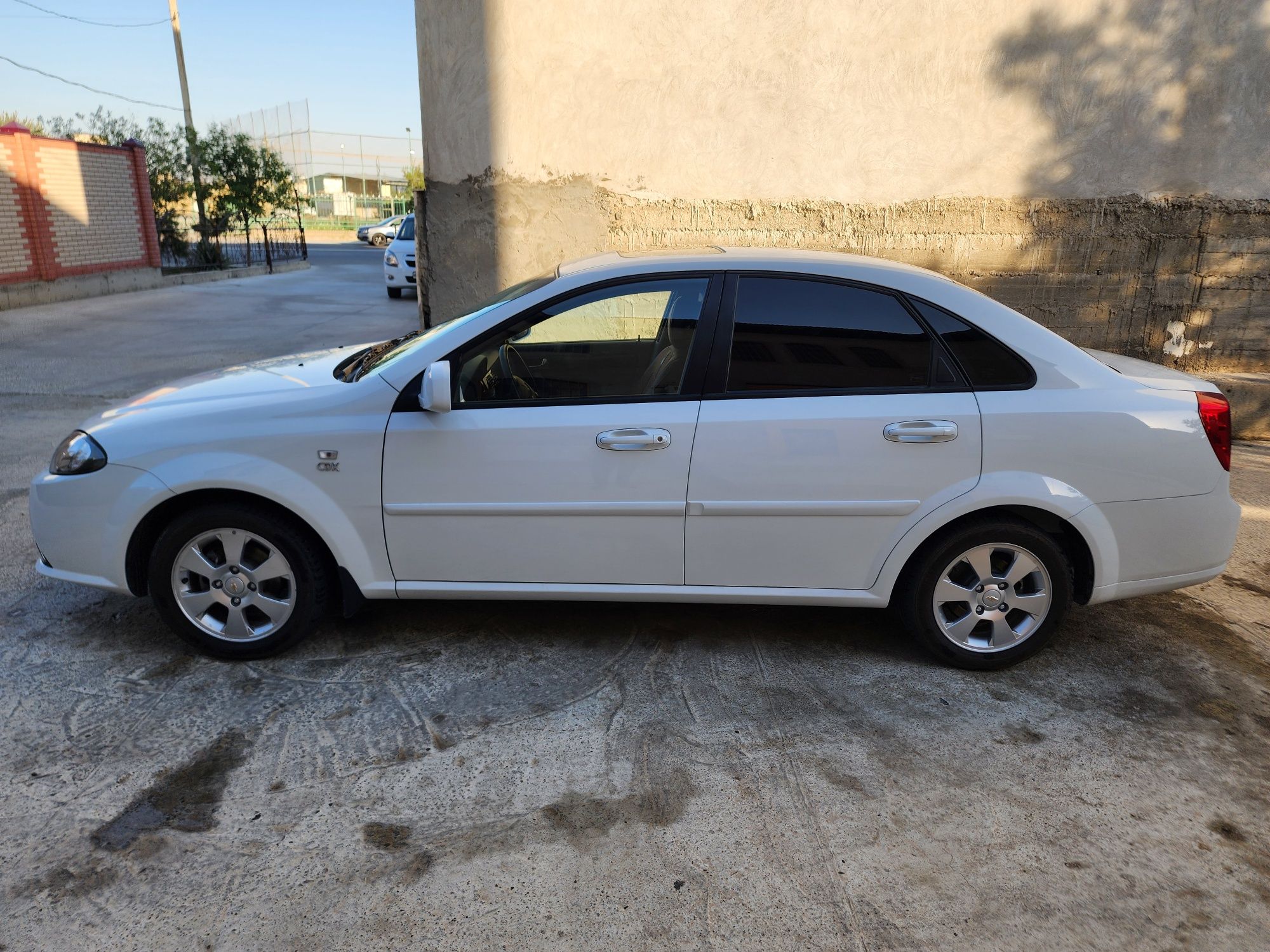 Lacetti Gentra 2023