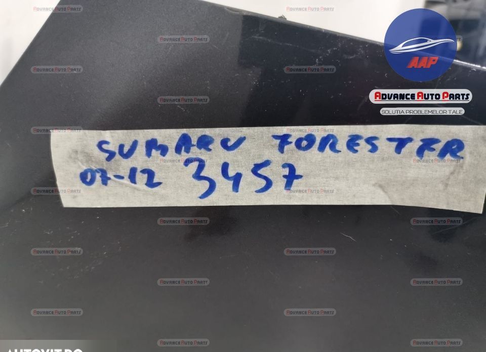 Предна броня с мивки и сензори, оригинална Субару Форестер 3 [Предната