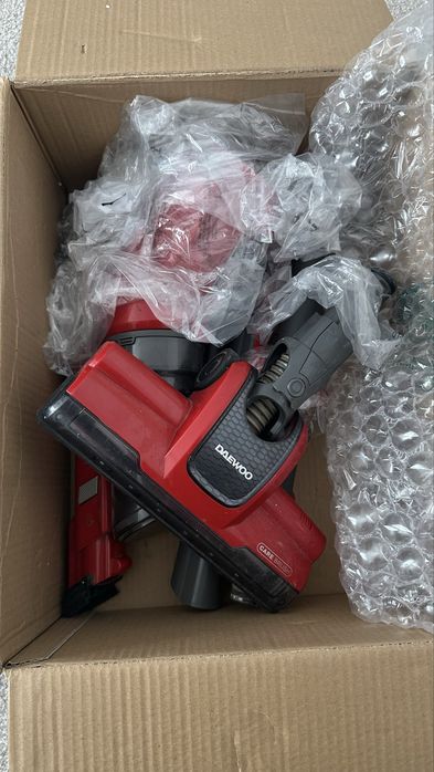 Aspirator vertical Daewoo 9 in 1