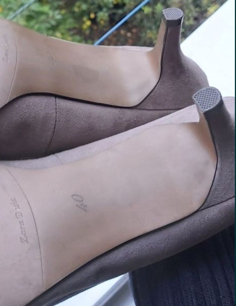 Pantofi stiletto toc mic- nepurtati, culoare gri-piele în