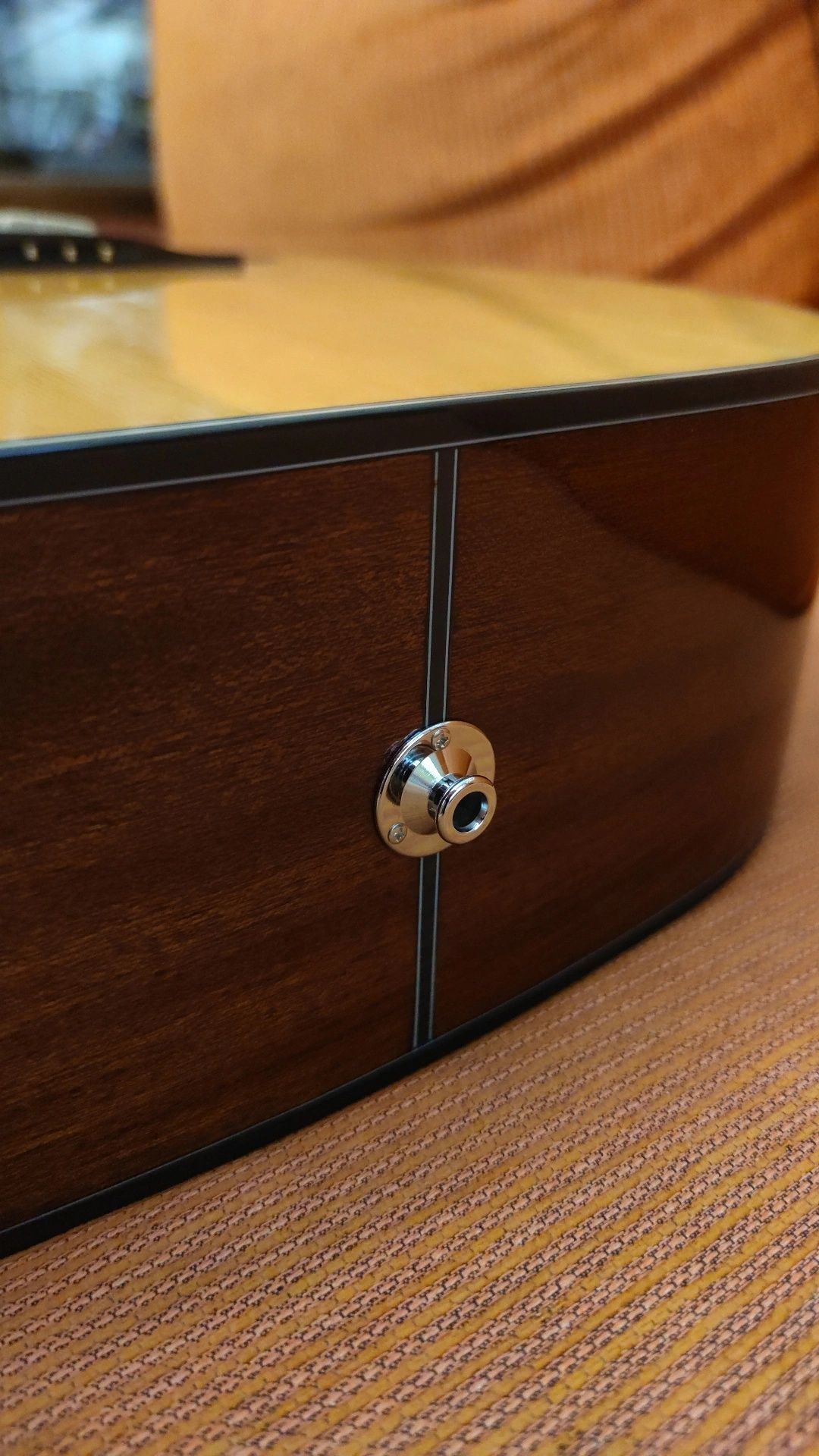 Електро-акустична китара Takamine GD30CE-N с твърд кейс Gator