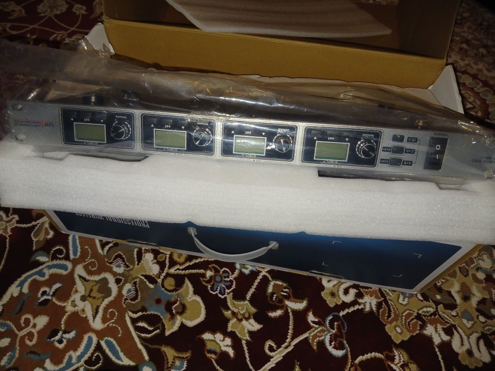 Noir-audio u-5400