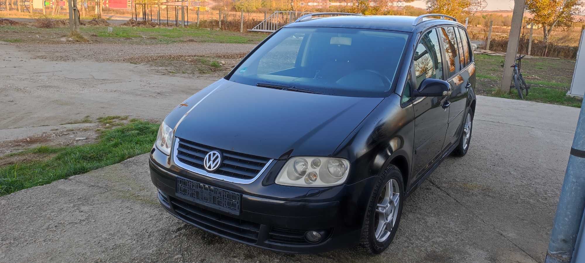 Dezmembrez volkswagen vw touran 1T1 motor 2.0 tdi BKD cv DSG LC9X