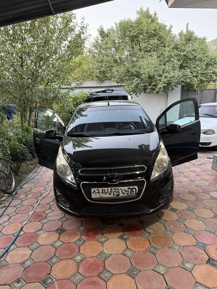 Spark mexanika qora propani bor