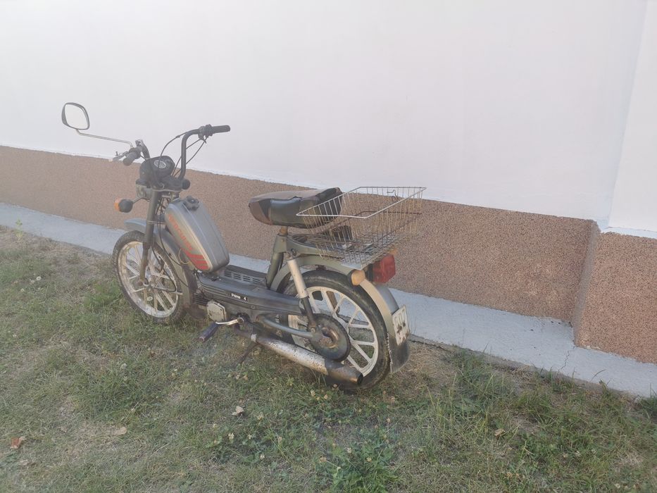 Vând moped,minimobra, scuter hercules prima 4