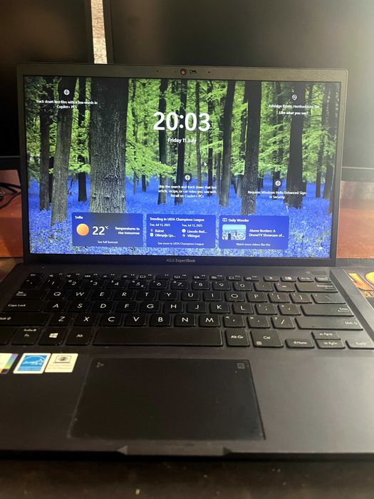 Лаптопи ASUS Като нов