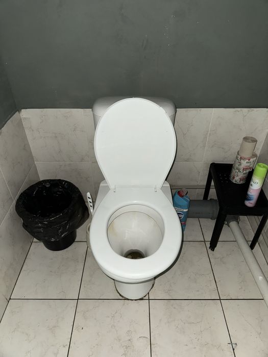 Унитаз б/у в хорошем состоянии