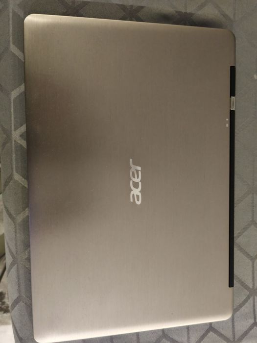 Acer aspire S3 i5 SSD Win 10