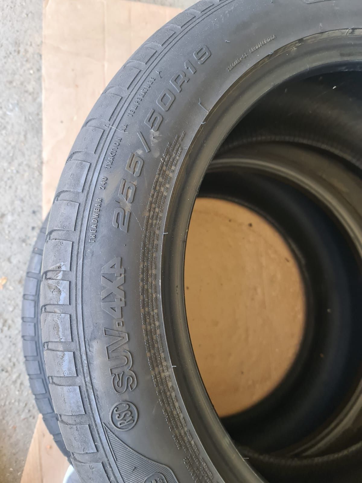 Cauciucuri vară runflet 255/50/19 GOODYEAR