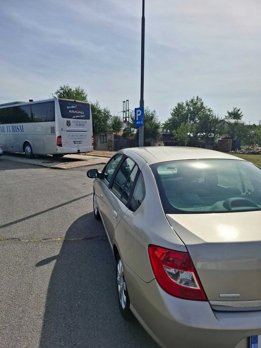 Vand Renault Symbol Collection.
