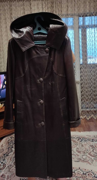 Плащ из натуральной кожи