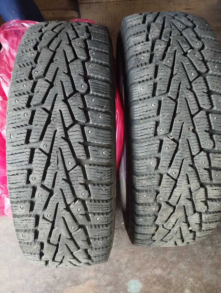 Продам зимние шины