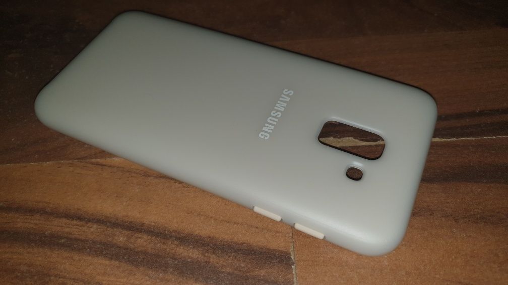 Husa noua originala Samsung Dual Layer Cover Galaxy J6 2018 J610