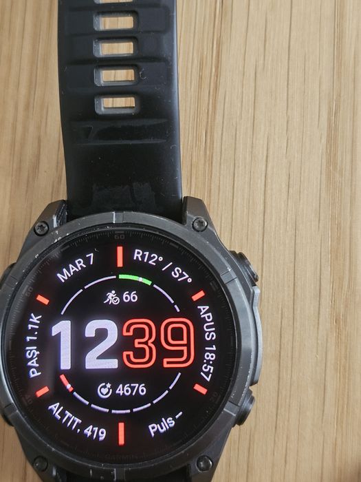 Garmin fēnix® 8 Sapphire AMOLED 47 mm – Titan DLC Gri,