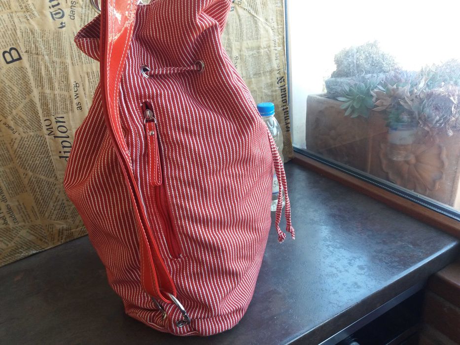 дамска раница,червена чанта.торба.