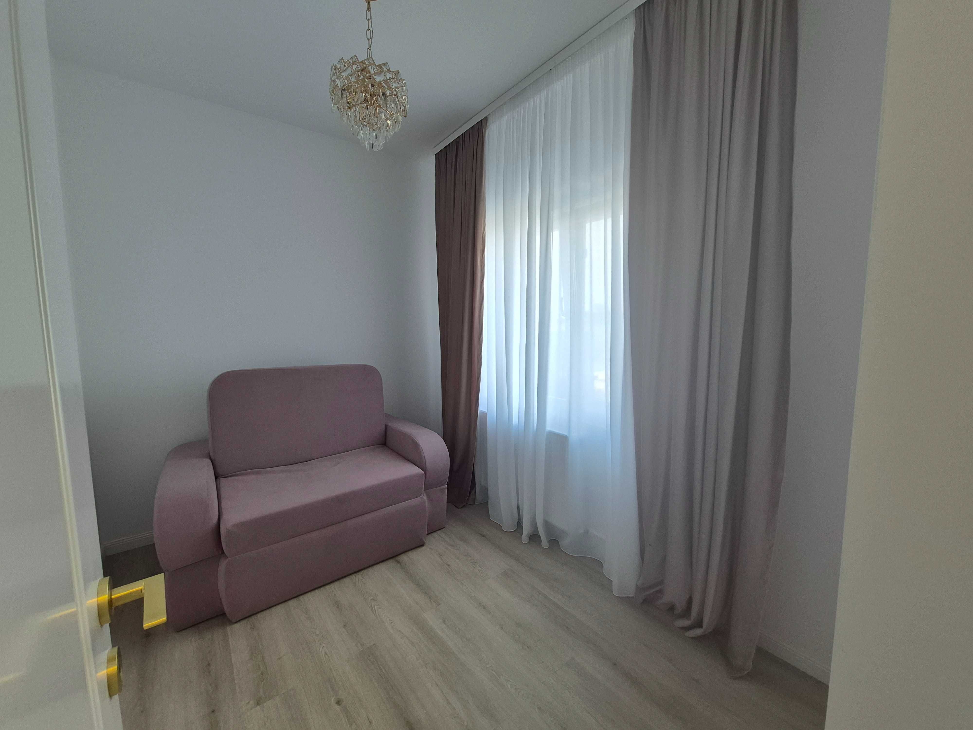 Vila individuala cu 4 camere, mobilata complet nou,curte 400 mp