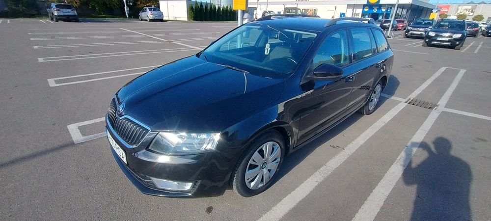 Vând Skoda Octavia 3 automata