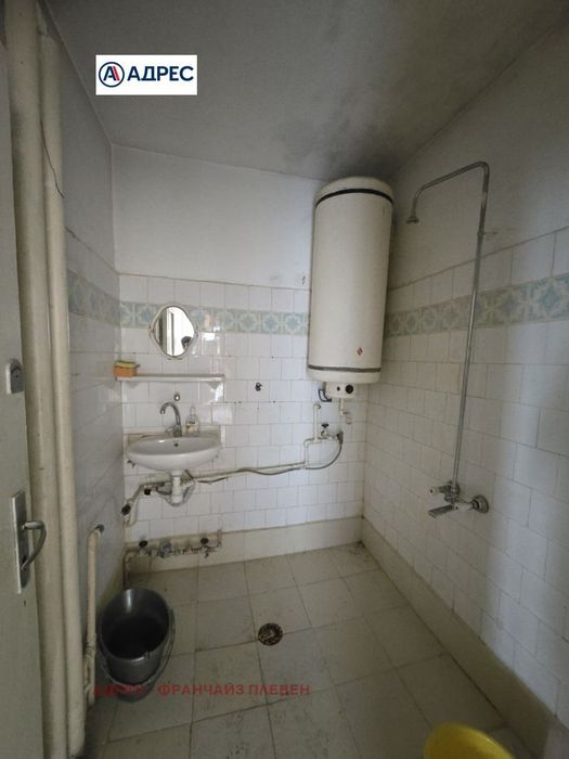 Продава се Тристаен апартамент в Плевен, Широк център - 101 кв.м за 961 €/кв.м - Снимка #3