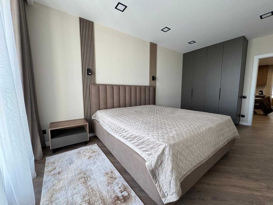 Двустаен имот в Кръстова вада