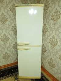 Холодильник Stinol 340