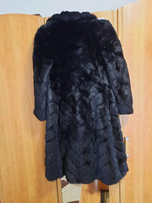Haina din blana artificiala