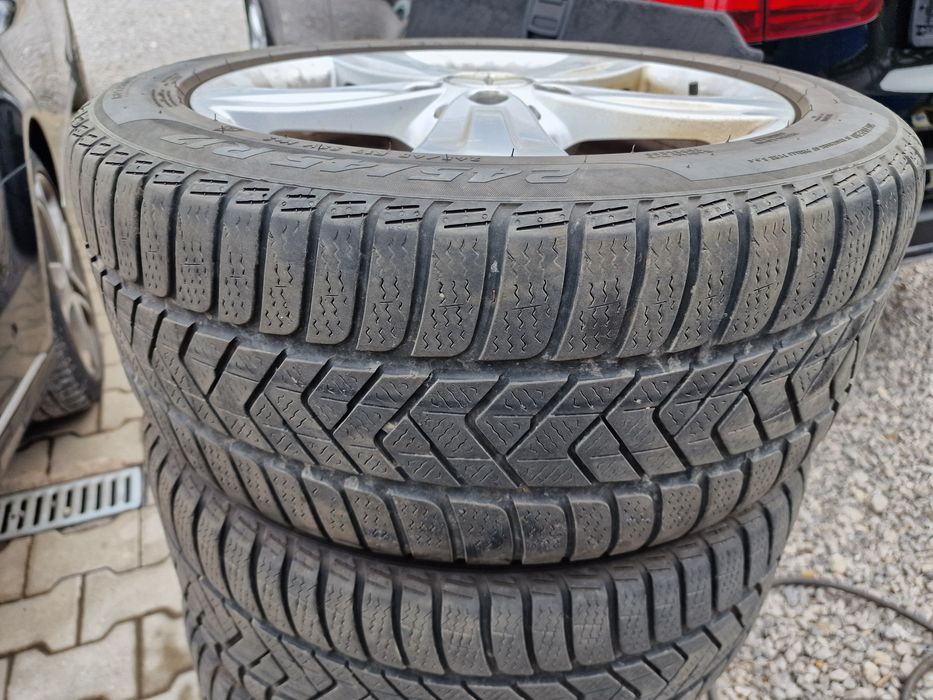 Гуми с Джанти Mercedes E class W212 245/45 R 17 Pirelli