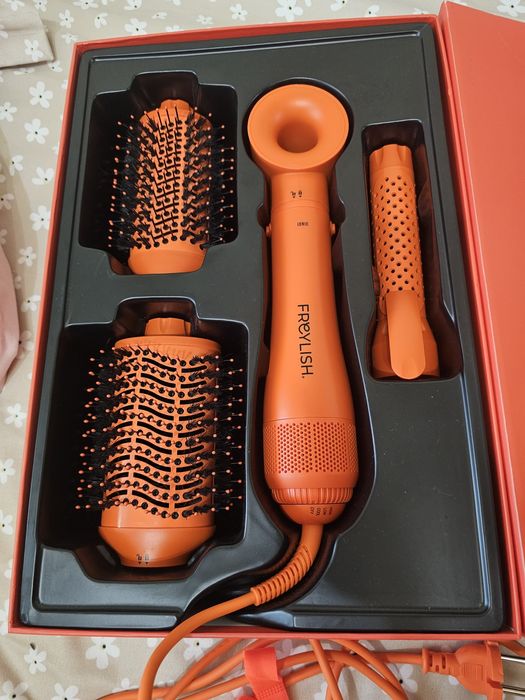 Сешоар, четка и маша за коса 4в1 FREYLISH