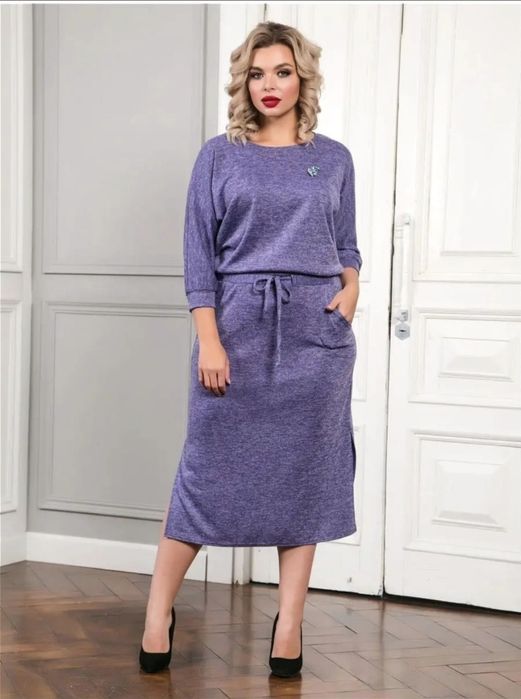 Платья женские 52 р, цены в описании