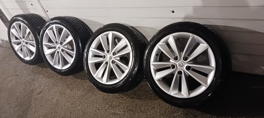 Vând jante originale renault megane