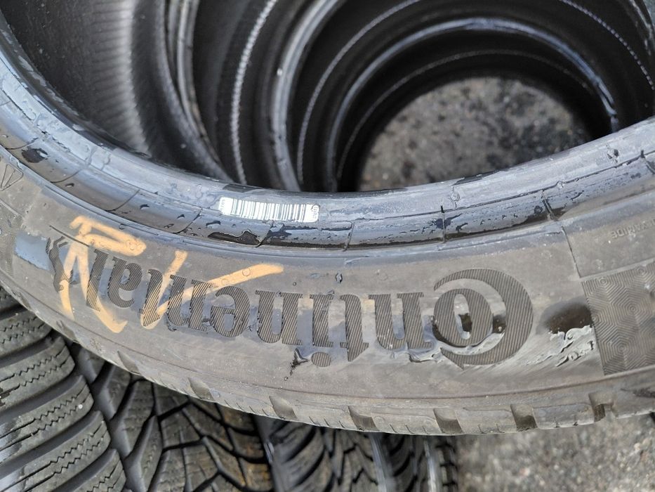 245/40/19" Continental 4бр.гуми