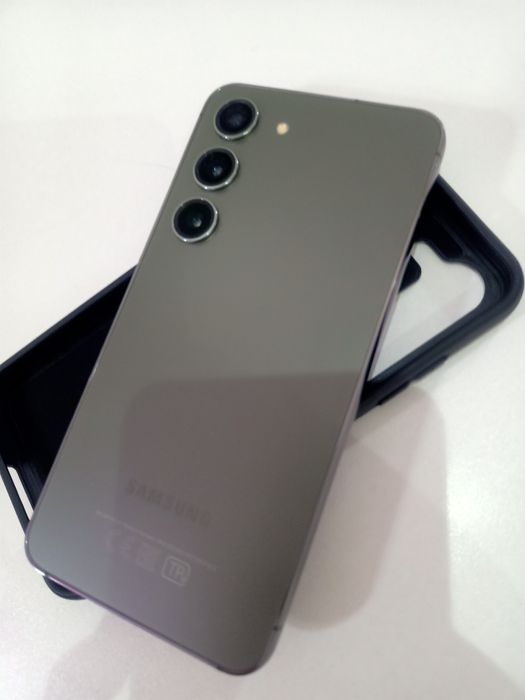 Самсунг с23 128/8