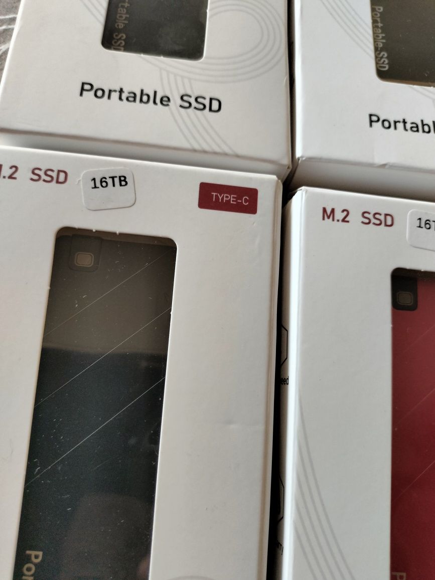 Vând SSD extern portabil M2