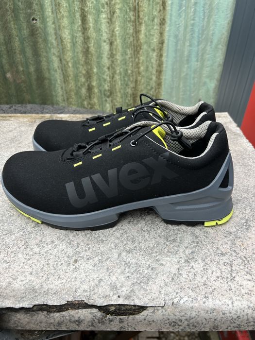 Vand pantofi protectie Uvex marimea 45