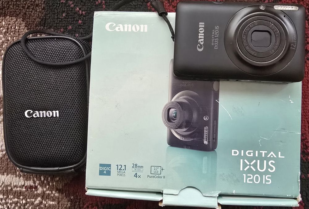 Продается фотоапарат Canon в отличном состоянии. Made in Japan