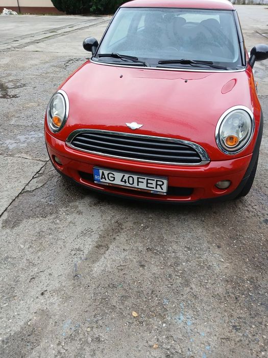 Mini ONE primul proprietar,masina este in stare foarte buna,fara incidente.