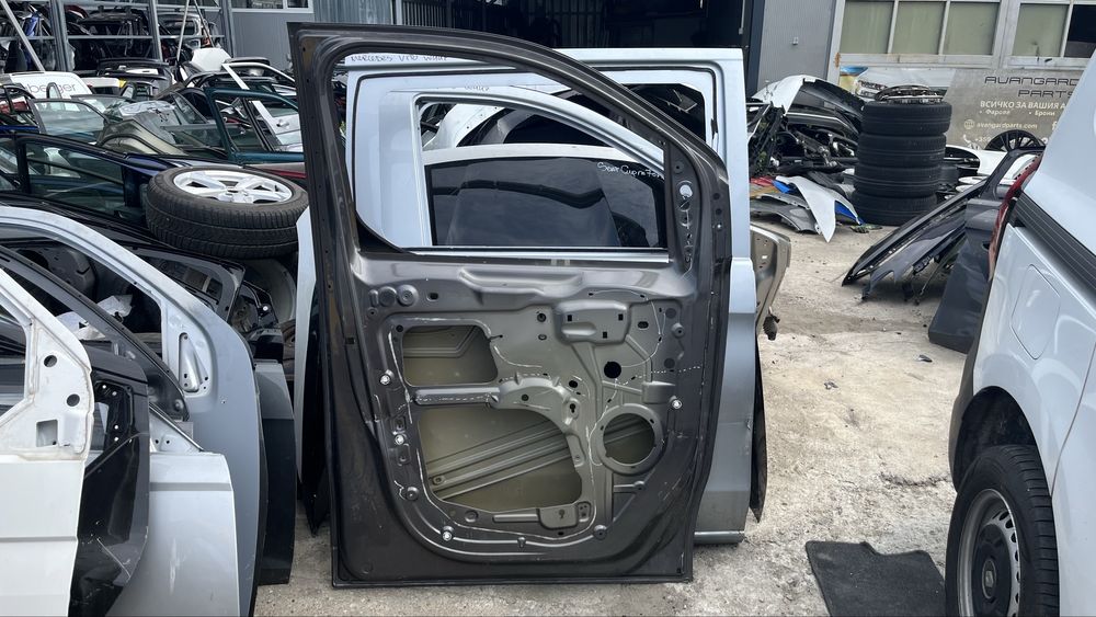 Предна дясна и 2 броя задна дясна врати Citroen Jumpy/Toyota Proace