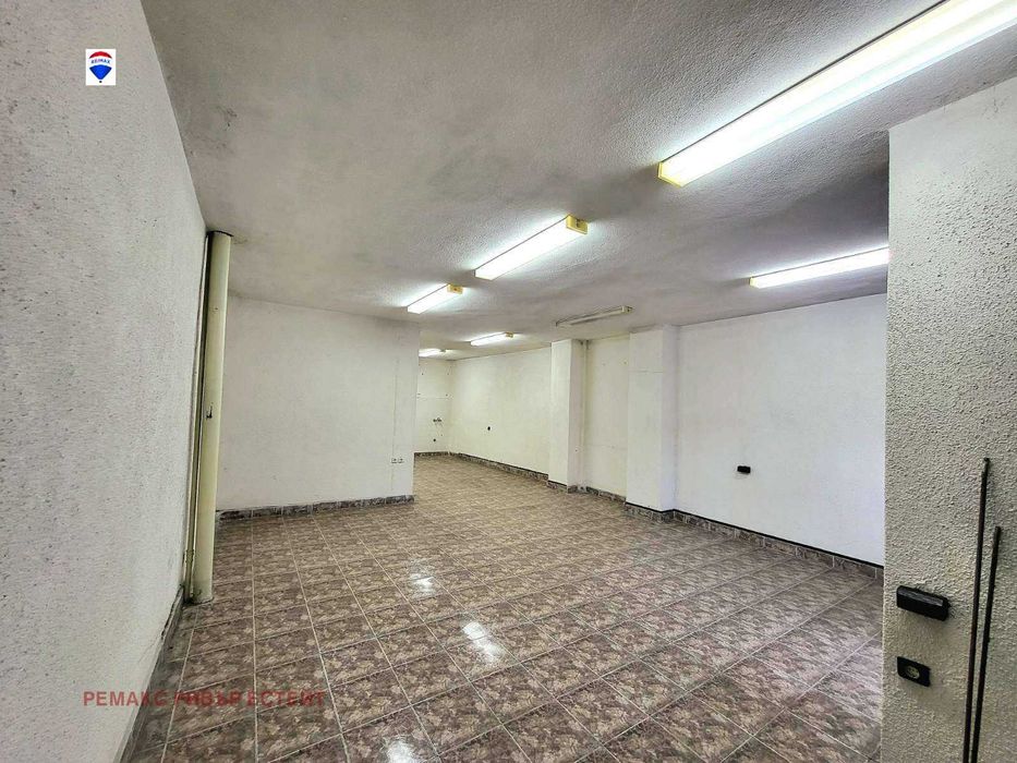 Продава се Магазин в Русе, Широк център - 130 кв.м за 858 €/кв.м - Снимка #4