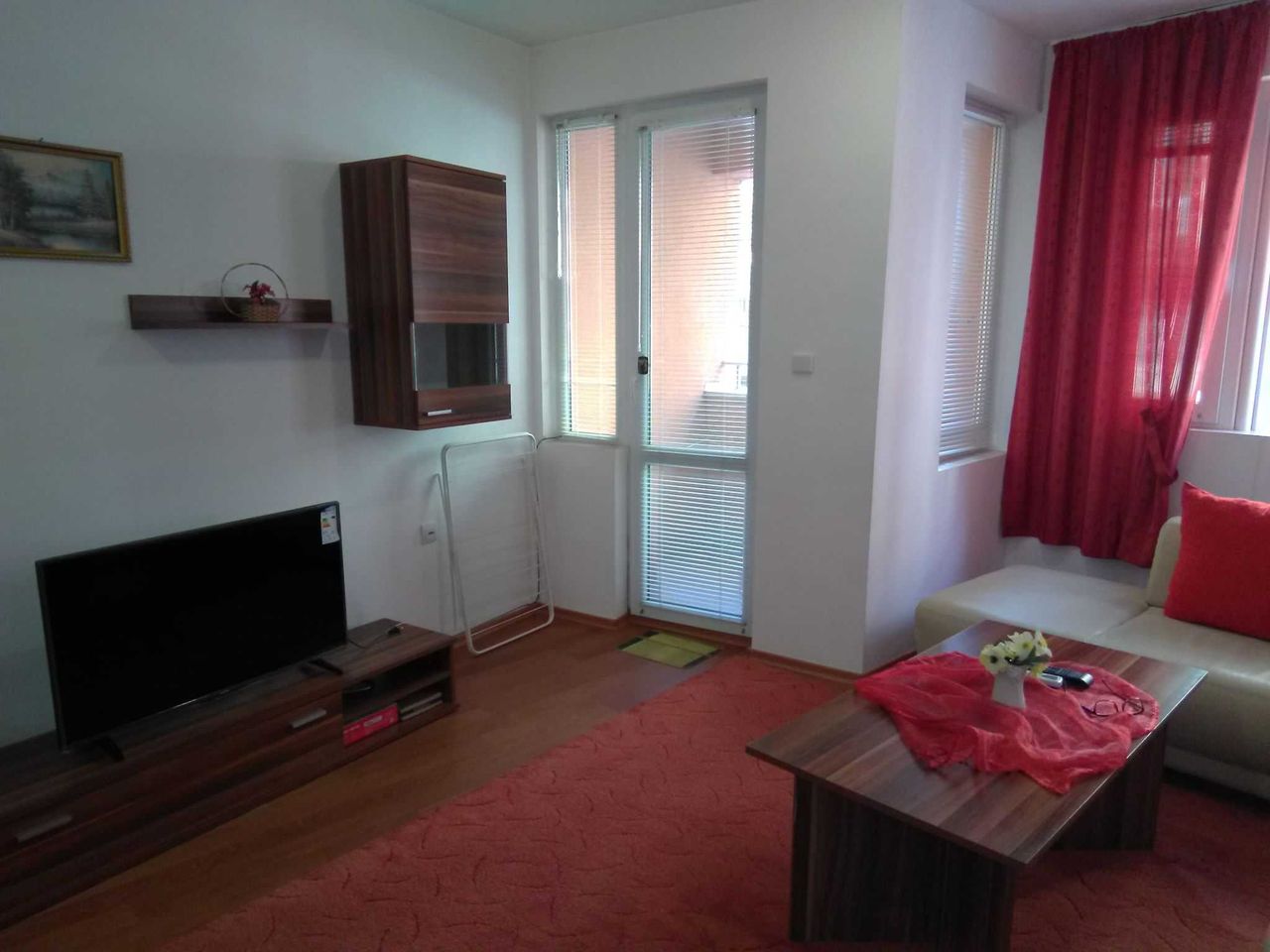 Дава се под наем Двустаен апартамент в Пловдив, Тракия - 66 кв.м за 350 € - Снимка #3