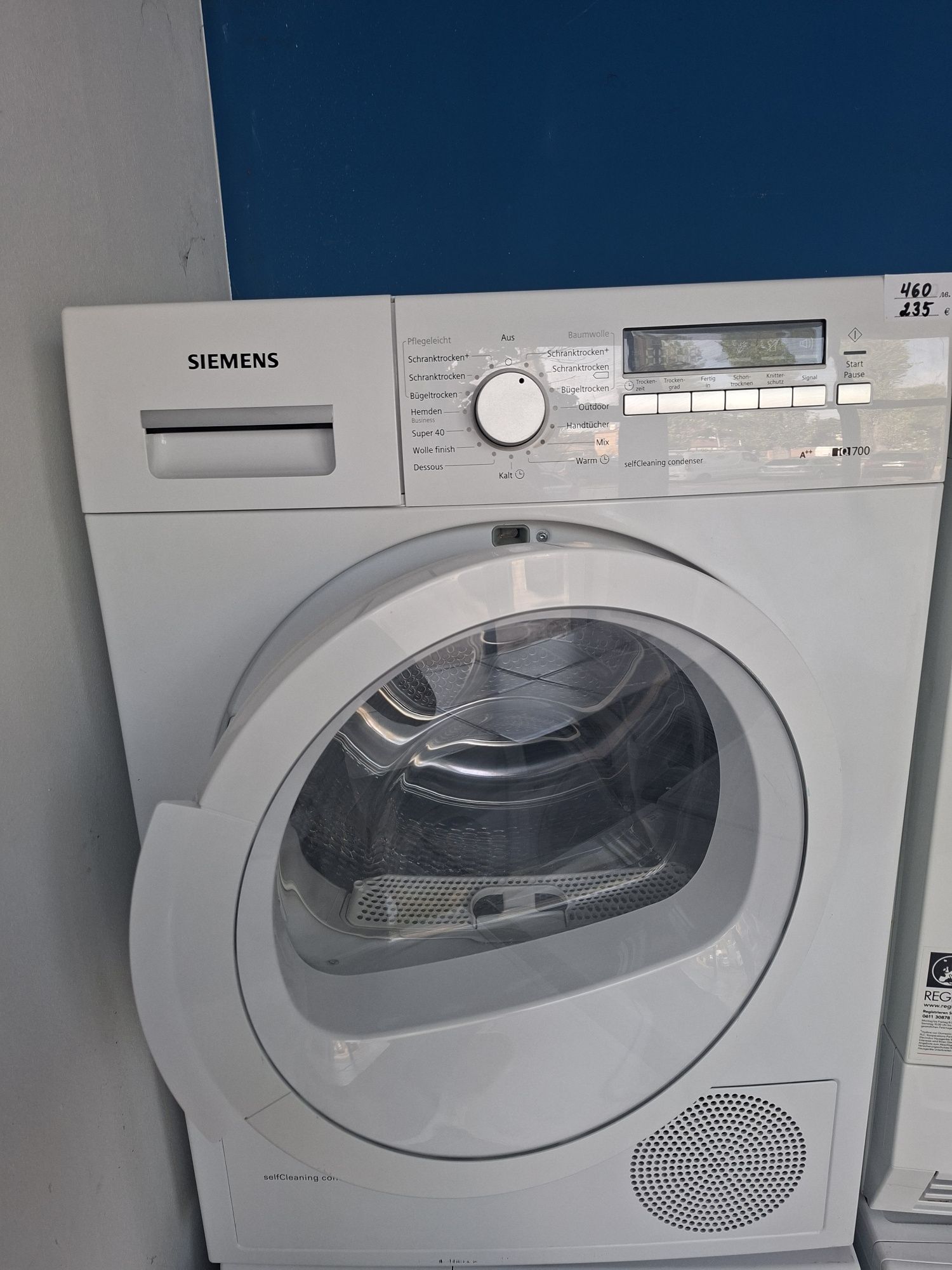 Сушилня Siemens IQ700